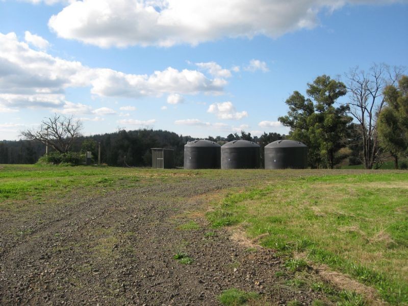 90 Rifle Range Road, Kinglake Central VIC 3757