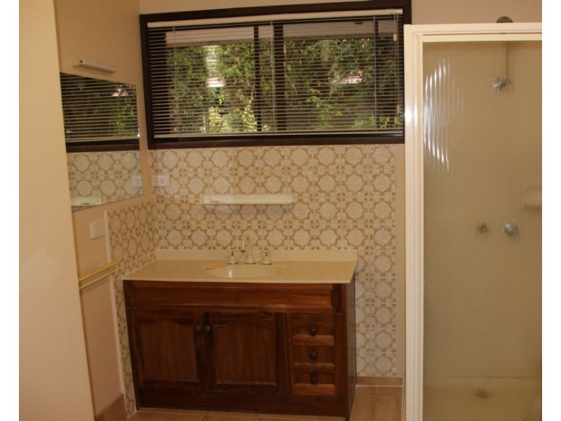 Unit 1/4 Lime Street,, Whittlesea VIC 3757
