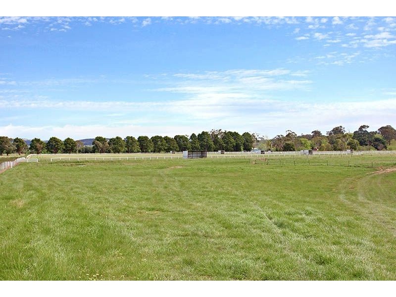 225 Lachlan Lane, Whittlesea VIC 3757