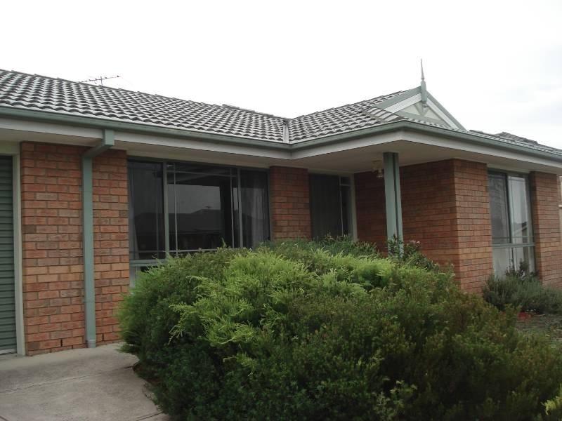 55 Oakbank Boulevard, Whittlesea VIC 3757