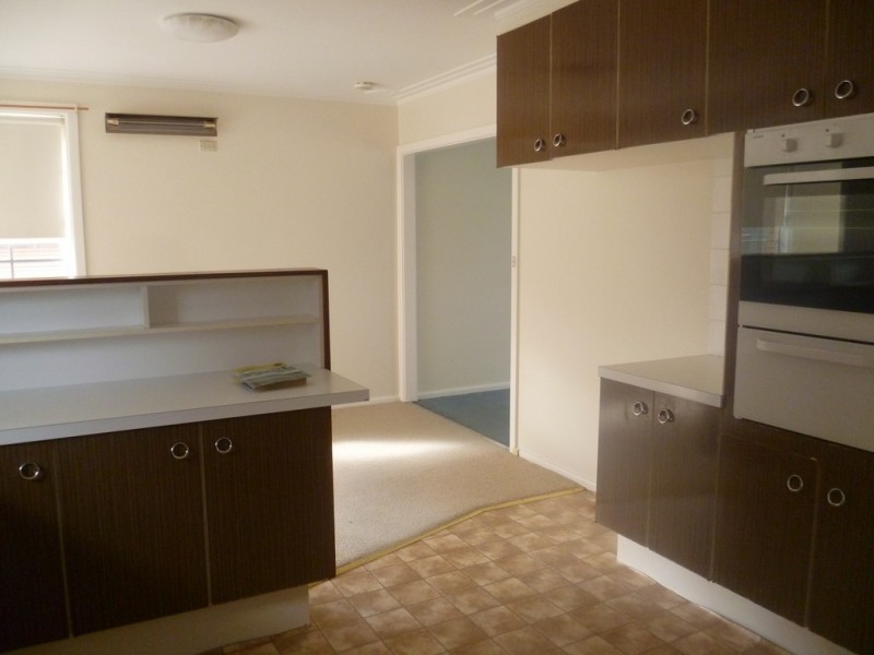 145 Matthews Avenue, Orange NSW 2800