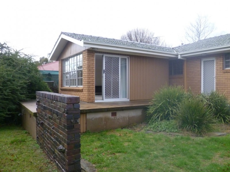 145 Matthews Avenue, Orange NSW 2800