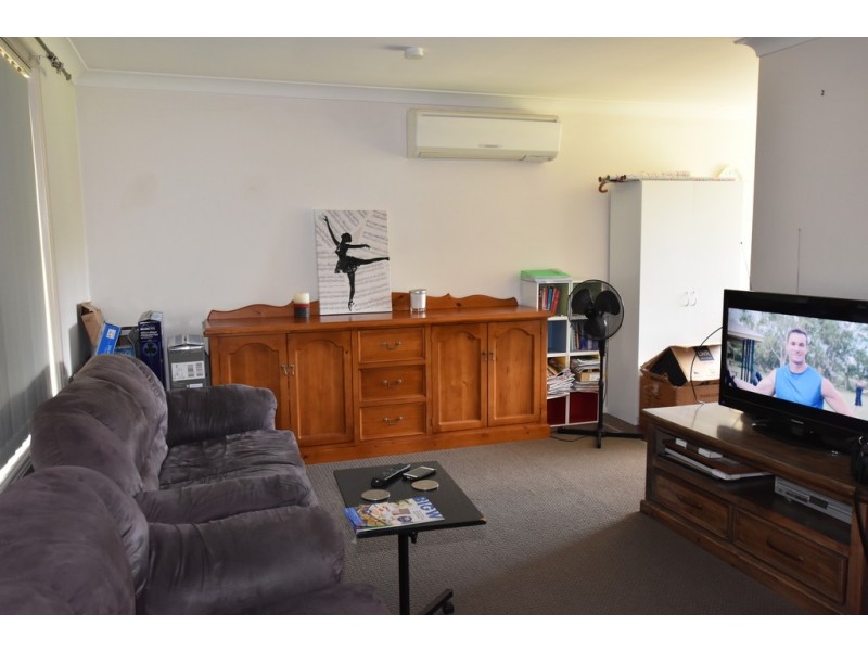 13 Kent Avenue, Orange NSW 2800