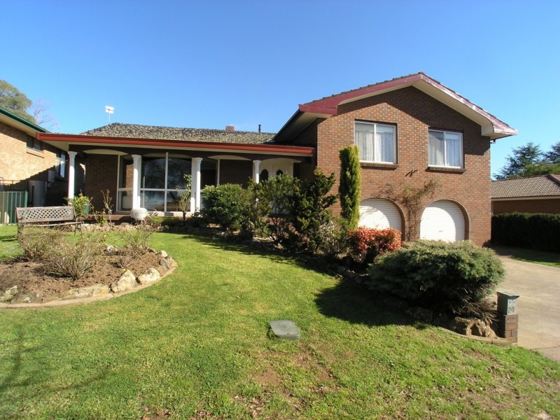 24 Boronia Crescent, Orange NSW 2800