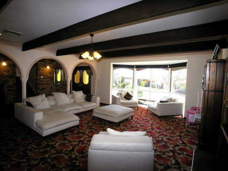 24 Boronia Crescent, Orange NSW 2800