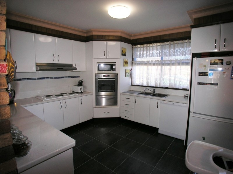 24 Boronia Crescent, Orange NSW 2800