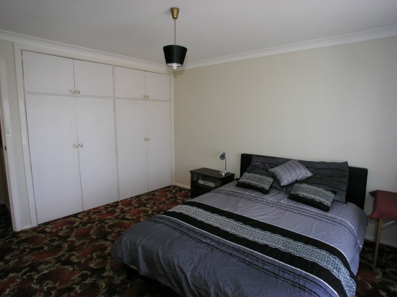 24 Boronia Crescent, Orange NSW 2800