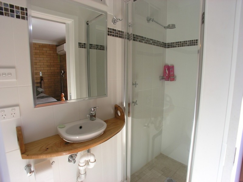 24 Boronia Crescent, Orange NSW 2800