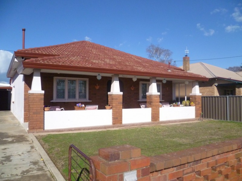 22 Caroline Street, Orange NSW 2800