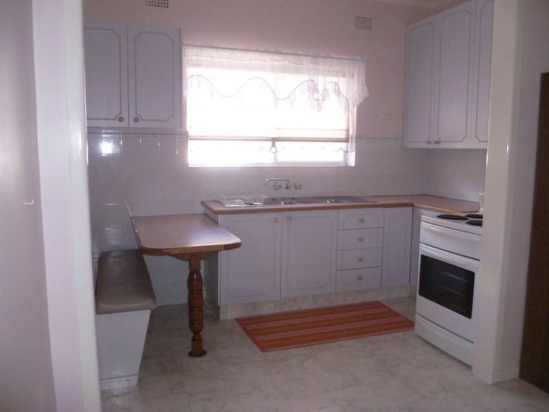 22 Caroline Street, Orange NSW 2800