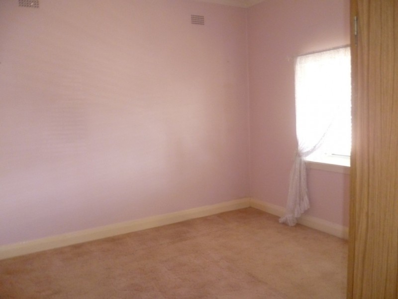 22 Caroline Street, Orange NSW 2800