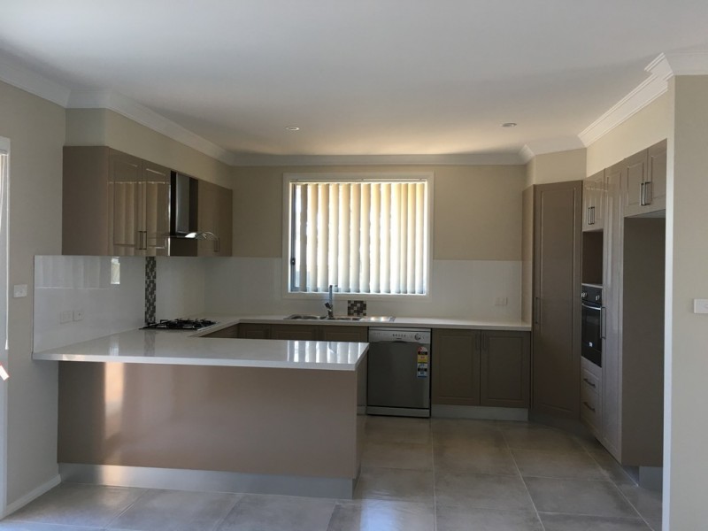 4 Etna Street, Orange NSW 2800