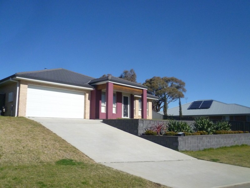 58 Brooklands Drive, Orange NSW 2800