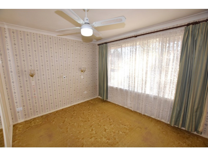 3 Courallie Drive, Orange NSW 2800