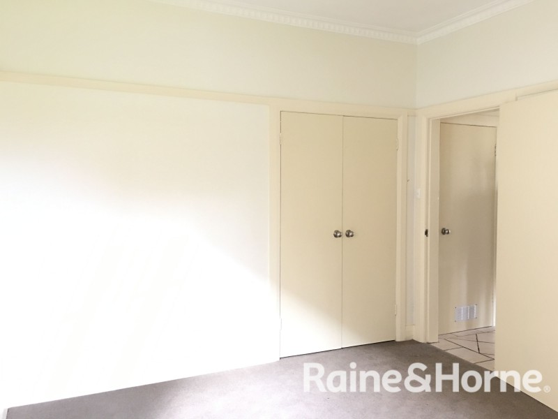 90 Warrendine Street, Orange NSW 2800