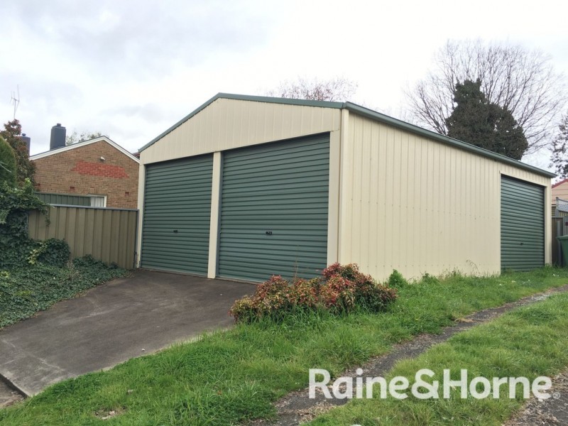 90 Warrendine Street, Orange NSW 2800