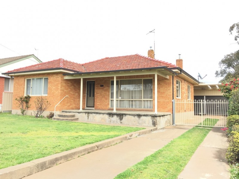 361 Peisley Street, Orange NSW 2800