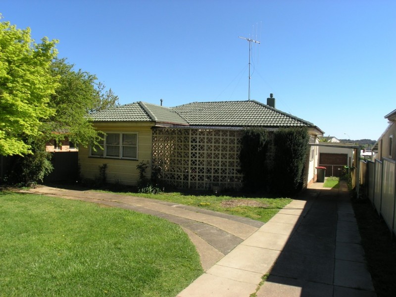 14 Forbes Road, Orange NSW 2800