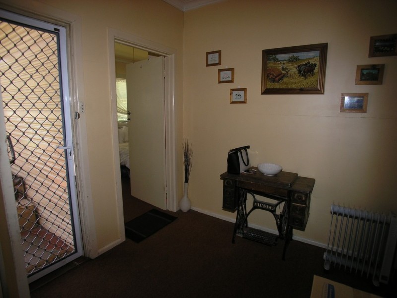 14 Forbes Road, Orange NSW 2800