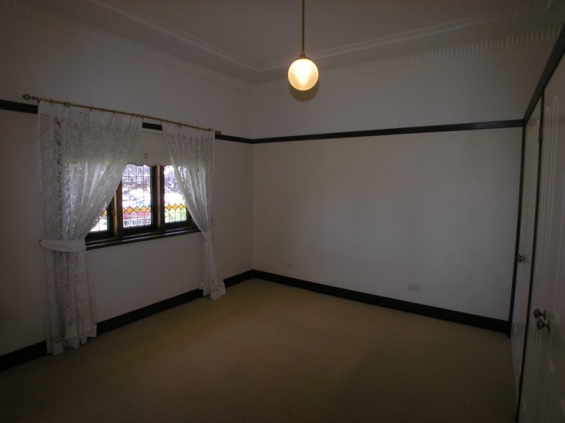 204 McLachlan Street, Orange NSW 2800