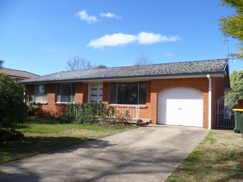 2 Annis Avenue, Orange NSW 2800