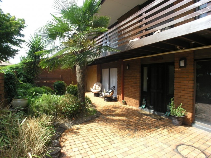 13 Wahratta Way, Orange NSW 2800