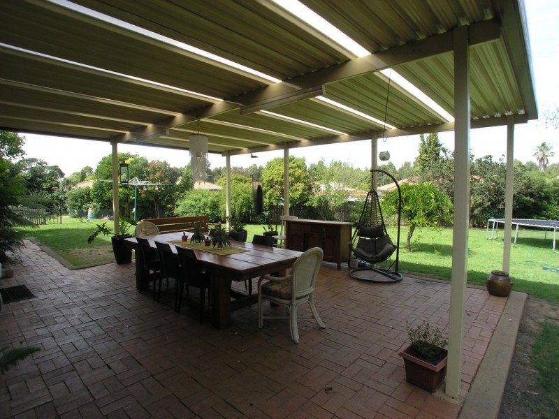 13 Wahratta Way, Orange NSW 2800