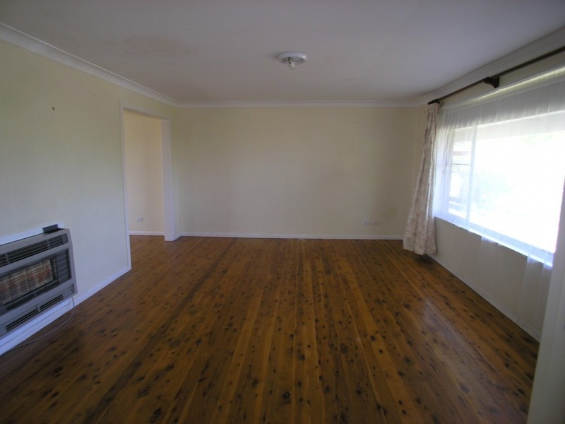 35 Boronia Crescent, Orange NSW 2800