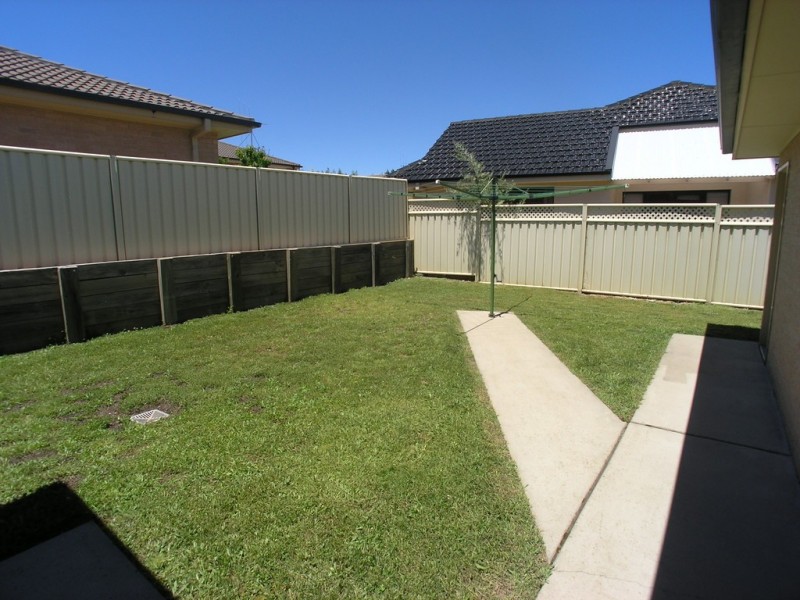 33 Roselawn Drive, Orange NSW 2800