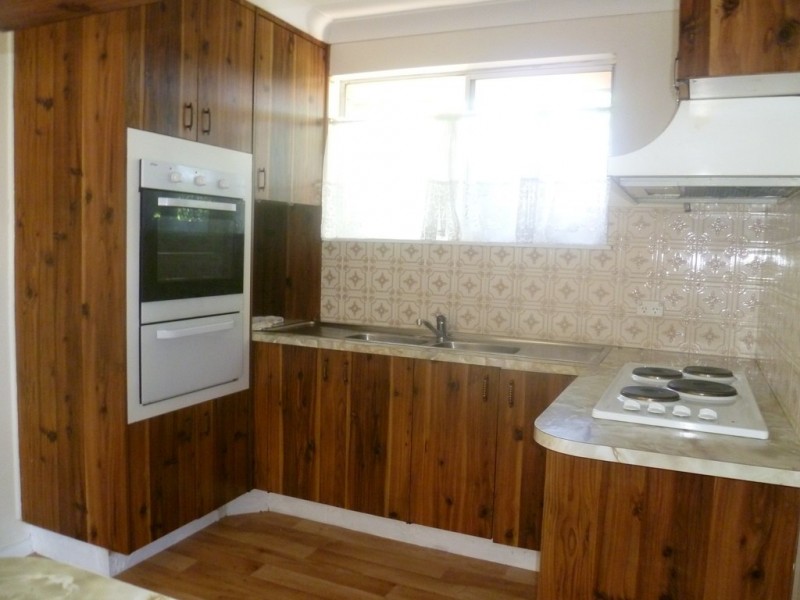 300 Peisley Street, Orange NSW 2800