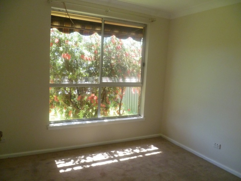 300 Peisley Street, Orange NSW 2800