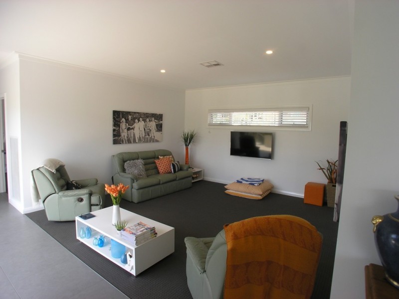 5 Bowman Avenue, Orange NSW 2800