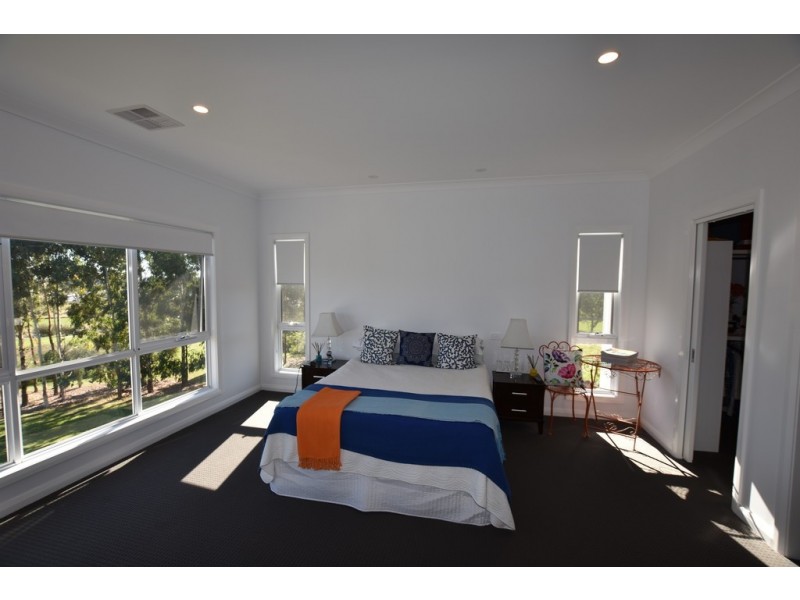 5 Bowman Avenue, Orange NSW 2800