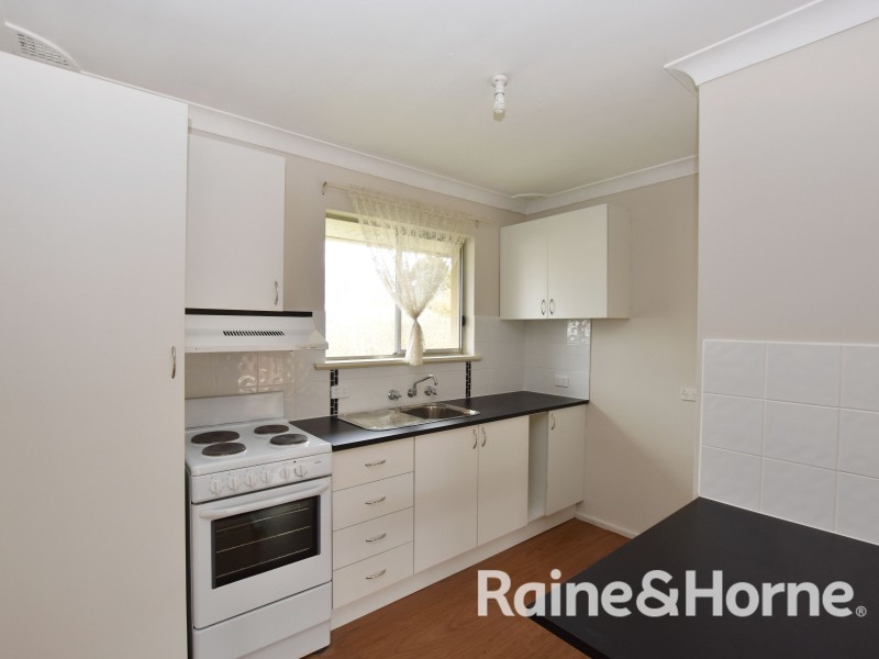 2 / 155 Woodward Street, Orange NSW 2800