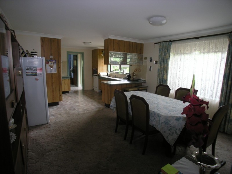 35 Sunny South Crescent, Orange NSW 2800