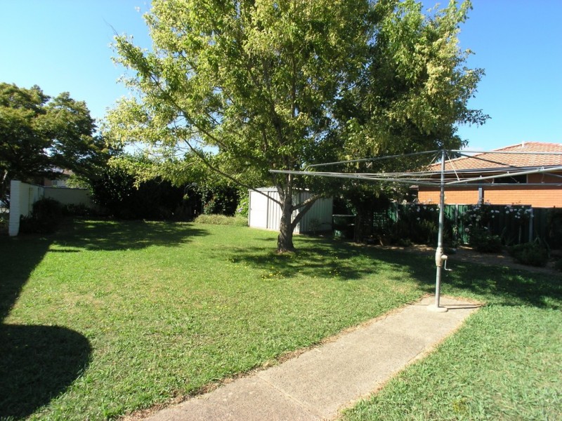 35 Sunny South Crescent, Orange NSW 2800