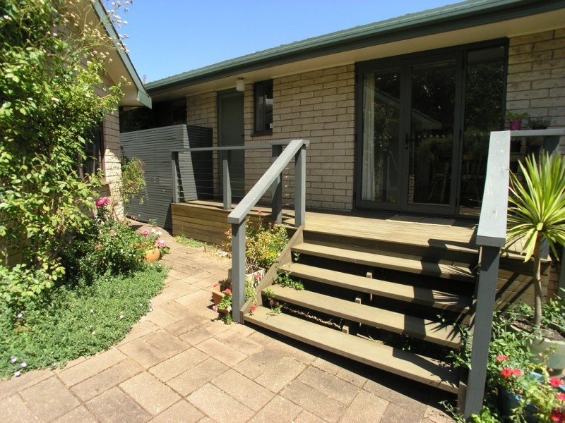 126 Coronation Drive, Orange NSW 2800