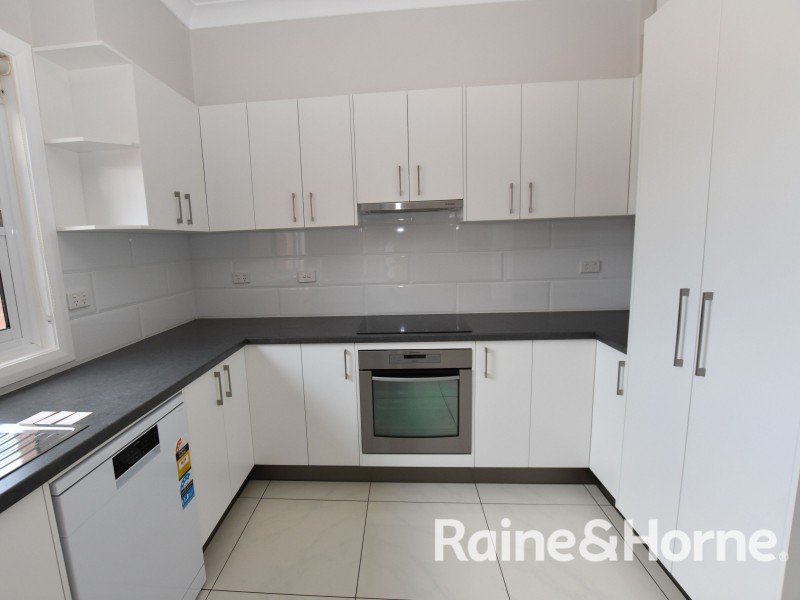 2 Moad Street, Orange NSW 2800