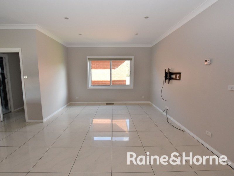 2 Moad Street, Orange NSW 2800