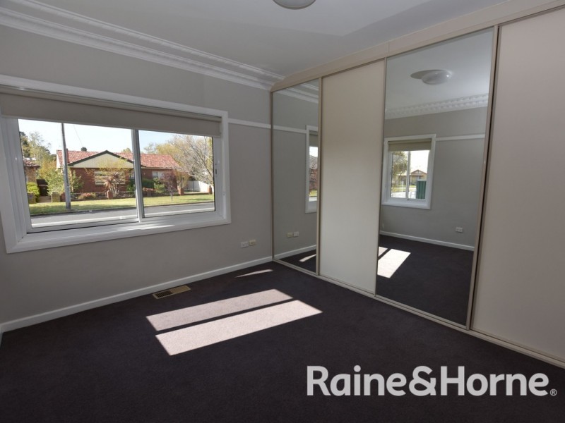 2 Moad Street, Orange NSW 2800