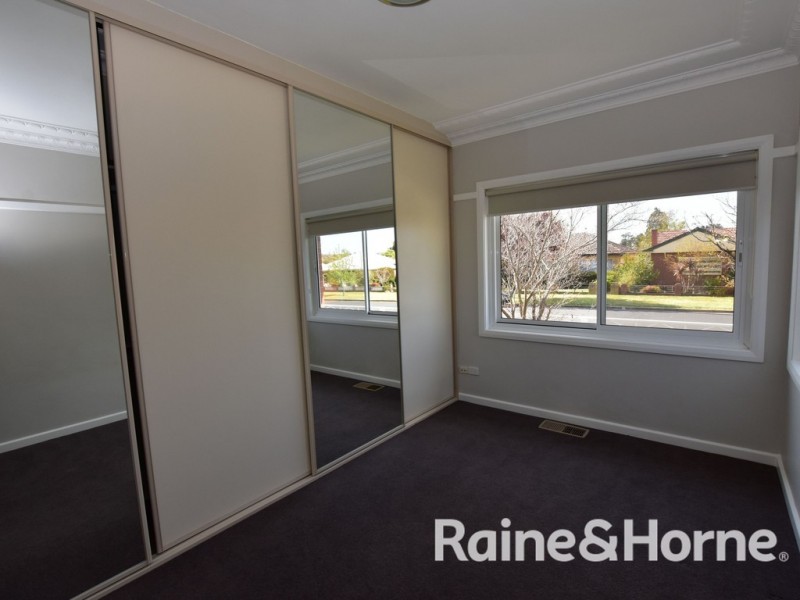 2 Moad Street, Orange NSW 2800