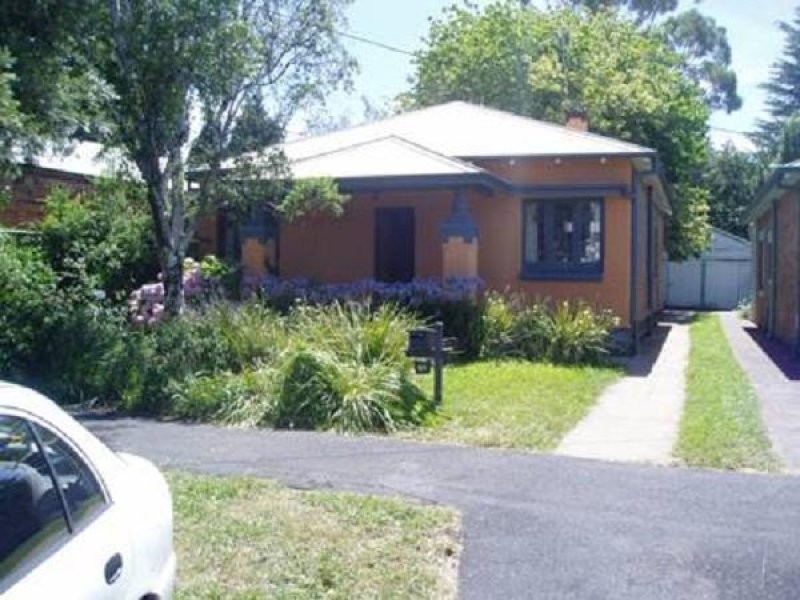 61 Clinton Street, Orange NSW 2800