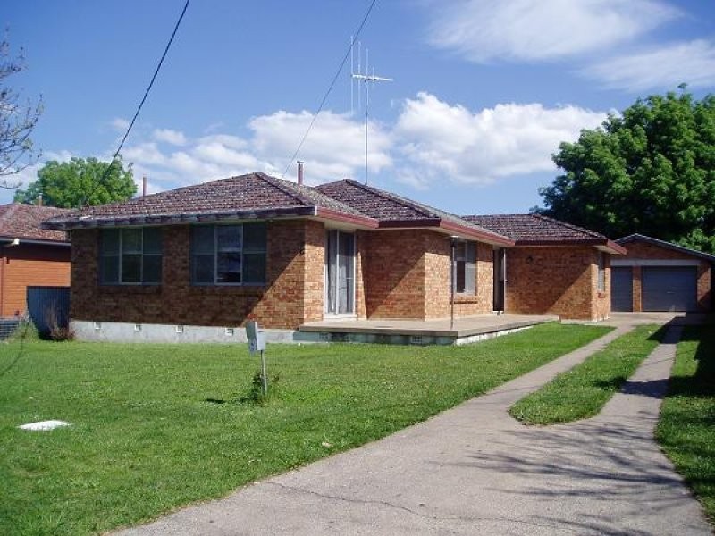 144 Matthews Avenue, Orange NSW 2800