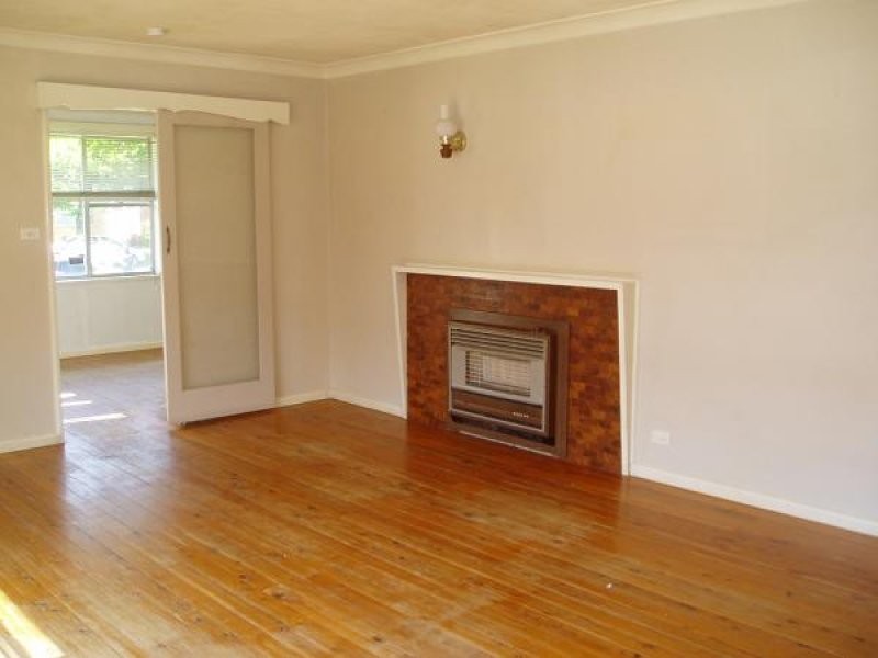 144 Matthews Avenue, Orange NSW 2800