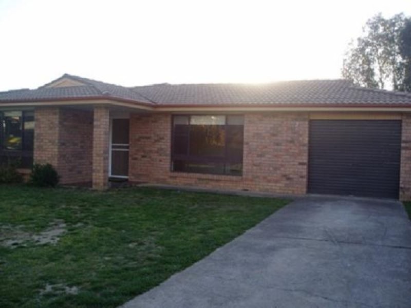 3 Landy Place, Orange NSW 2800