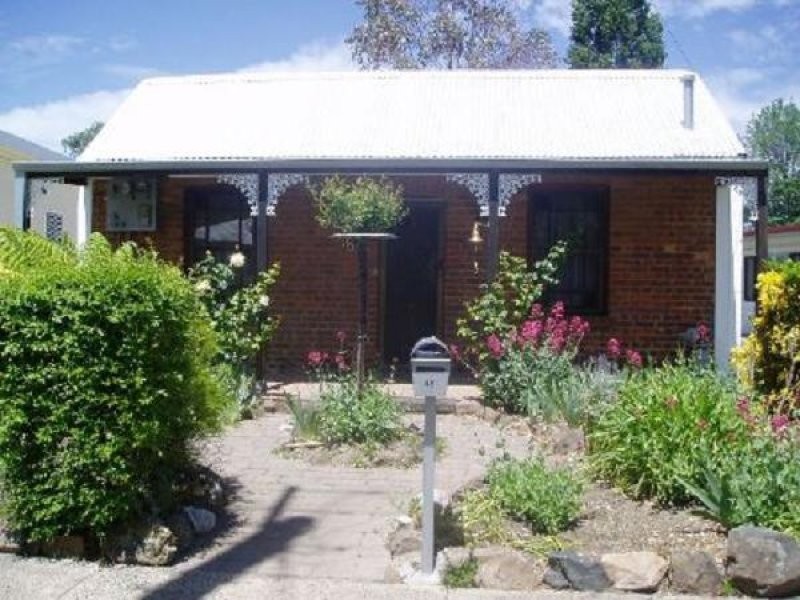 48 Dalton Street, Orange NSW 2800