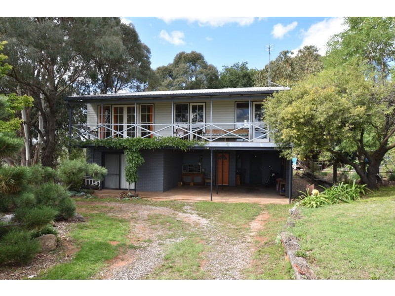 18 Carcoar Street, Spring Hill NSW 2800