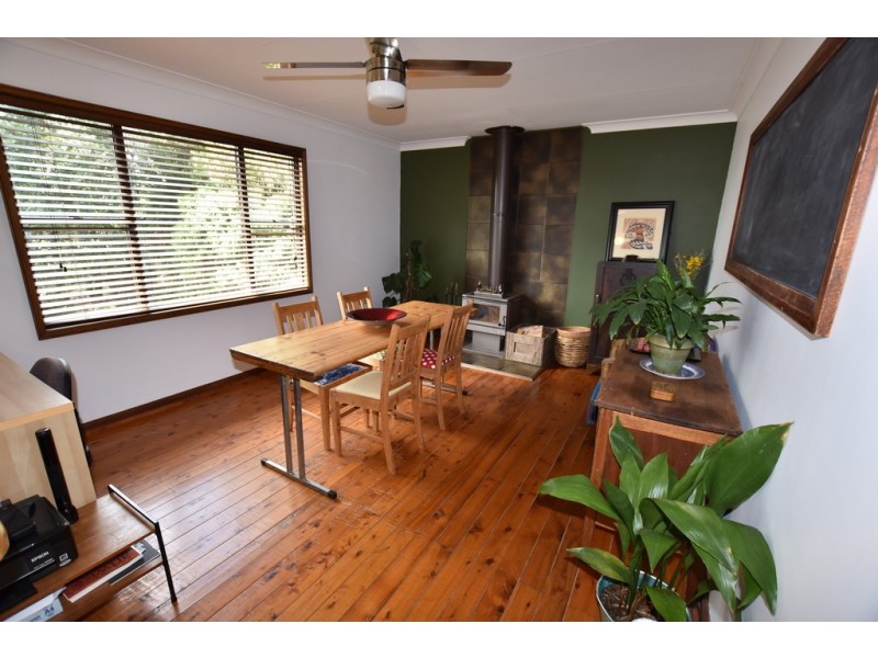 18 Carcoar Street, Spring Hill NSW 2800