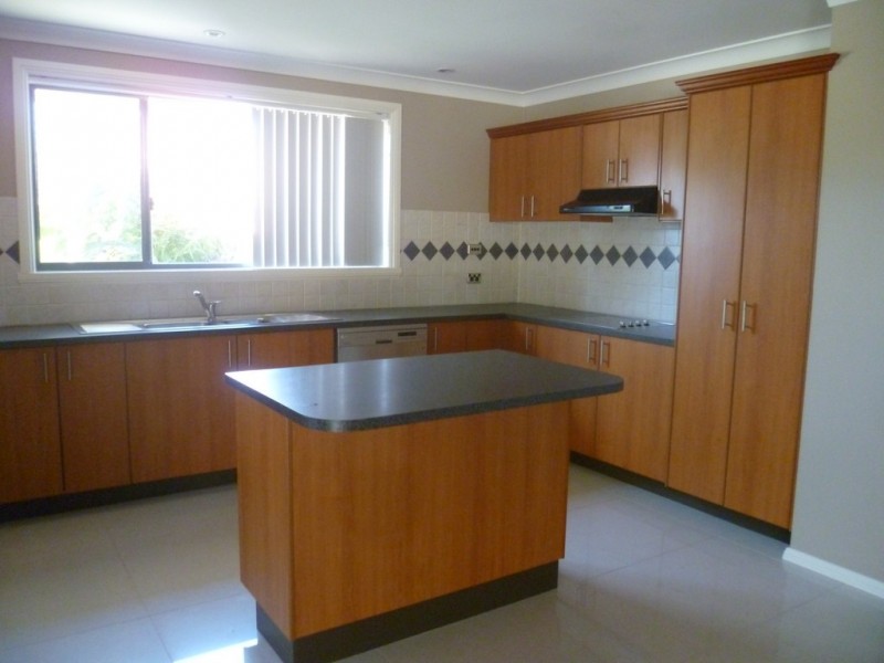 7 Melville Place, Orange NSW 2800