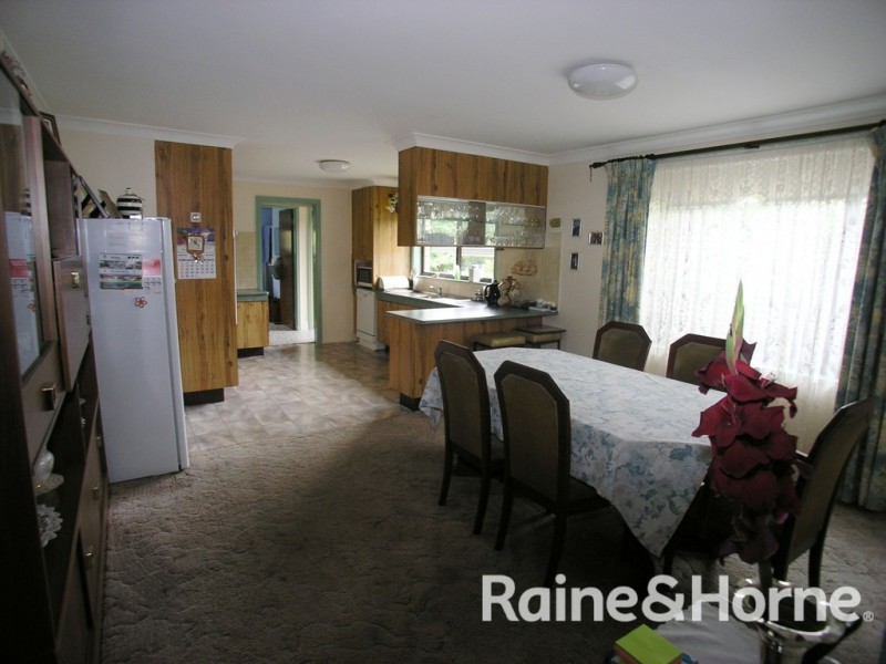 35 Sunny South Crescent, Orange NSW 2800